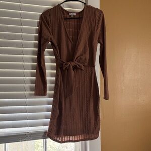 Tie-Waist Long Sleeve Knit Dress in Brown